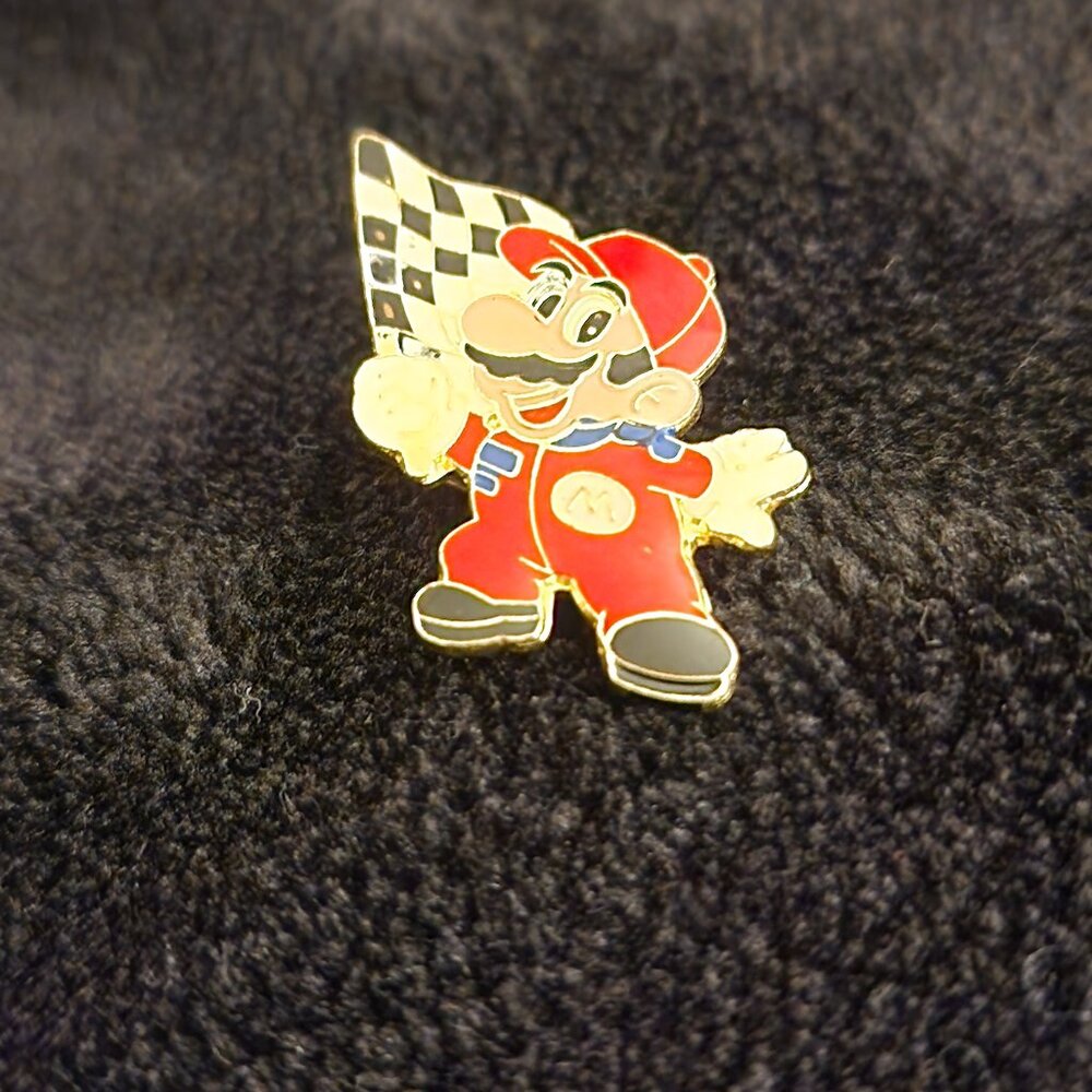 1988 Mario holding a flag
